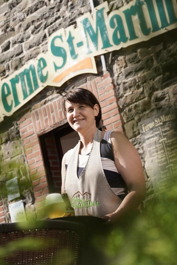 Ferme St Martin Panzió Manhay Kültér fotó