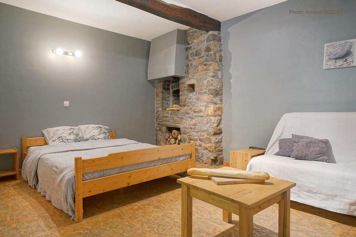 Ferme St Martin Panzió Manhay Kültér fotó